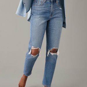 AE Ripped Mom Jean in Cool Classic